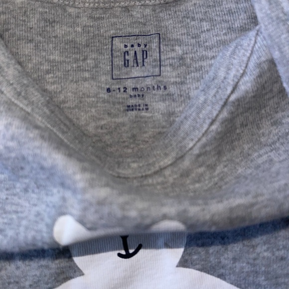 GAP Onesie 🧸 - Picture 4 of 4
